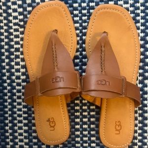 NWOT UGG Brown Sandals 8.5
